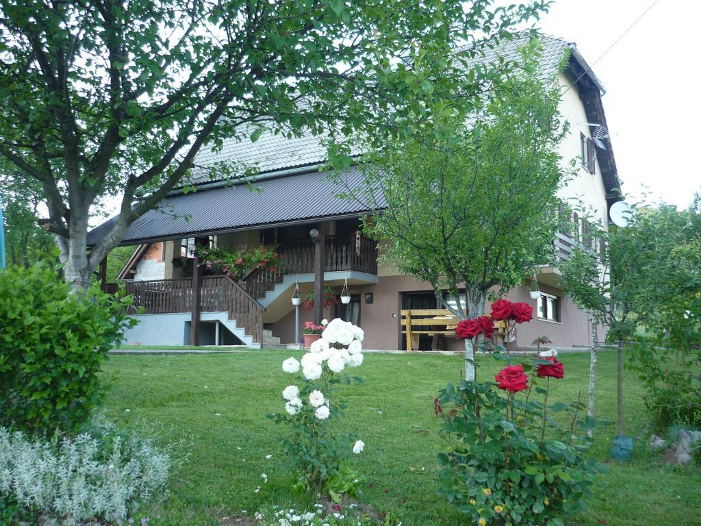 Guesthouse Anka プリトビッチェ・セロ エクステリア 写真